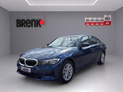 Gebraucht BMW 330e Advantage 184 PS (135 kW) 2020 Phytonicblau metallic Limousine