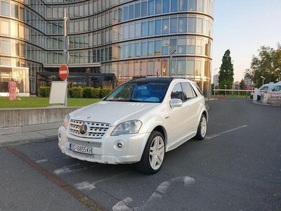 Gebraucht Mercedes ML63 AMG AMG 510 PS (375 kW) 2011 Weiß SUV