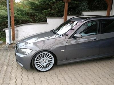 Gebraucht BMW 330 M Sport 258 PS (189 kW) 2006 Grau Kombi