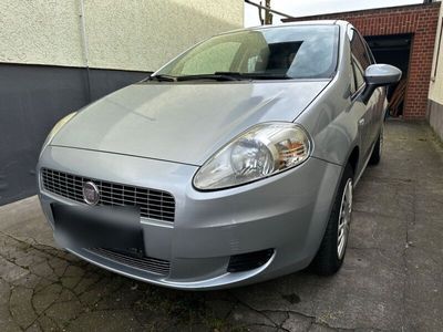 gebraucht Fiat Grande Punto 1.4 8V AUTOMATIK / TÜV NEU