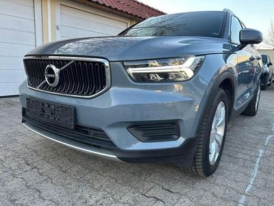 Gebraucht Volvo XC40 Momentum 129 PS (94 kW) 2022 Grau SUV
