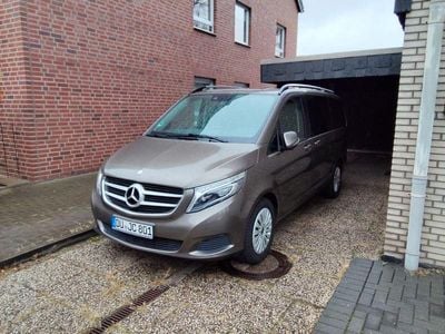 Mercedes V250