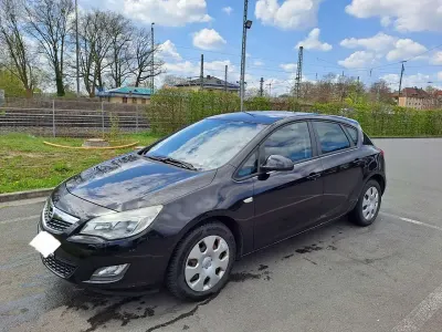 Usata Opel Astra Selection 116 CV (85 kW) 2010 Berlina