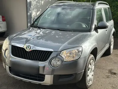 Gebraucht Skoda Yeti 105 PS (77 kW) 2014 Grau SUV