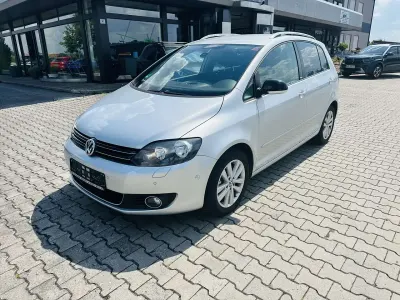 Gebraucht VW Golf VI Style 122 PS (89 kW) 2011 Reflexsilber metallic Kleinwagen