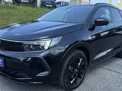 Gebraucht Opel Grandland X 131 PS (96 kW) 2022 Schwarz SUV