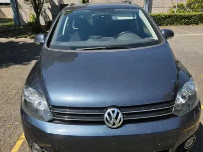 Gebraucht VW Golf Plus Cross Life 122 PS (89 kW) 2013 Blau Van / Kleinbus