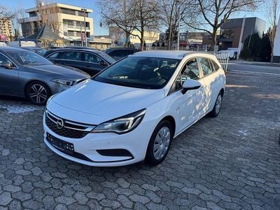 Weiß Gebraucht 2019 Opel Astra Business Kombi | 8.800 € (Guter Preis)