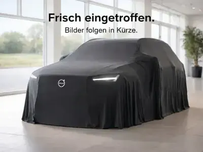 Gebraucht Volvo XC60 Momentum 197 PS (144 kW) 2022 Particular grey (metallic) SUV