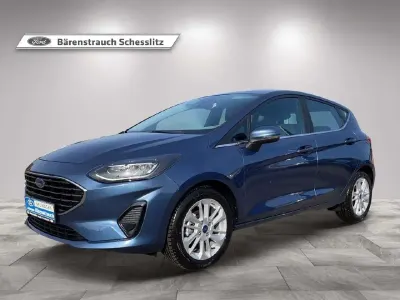Gebraucht Ford Fiesta Titanium 125 PS (91 kW) 2022 Chromablau metallic Kleinwagen