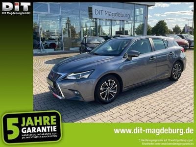 Lexus CT200h