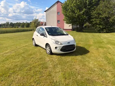 Używany Ford Ka Trend 69 KM (50 kW) 2010 Biały Hatchback