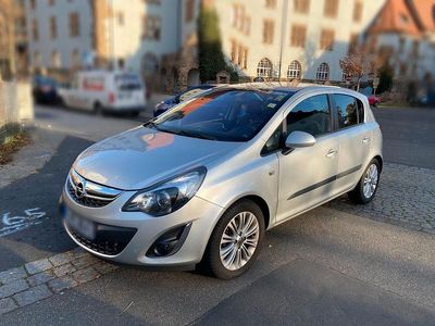Grau Gebraucht 2015 Opel Corsa Limousine | 7.500 €