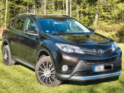 Gebraucht Toyota RAV4 150 PS (110 kW) 2015 Braun SUV