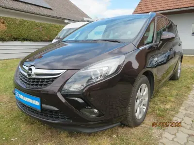 Gebraucht Opel Zafira Tourer Innovation 136 PS (100 kW) 2013 Braun Van / Kleinbus