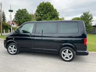 Gebraucht VW Multivan 140 PS (102 kW) 2013 Schwarz Van / Kleinbus