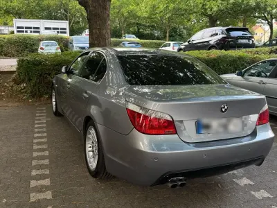 Gebraucht BMW 525 Basis 177 PS (130 kW) 2004 Grau Limousine