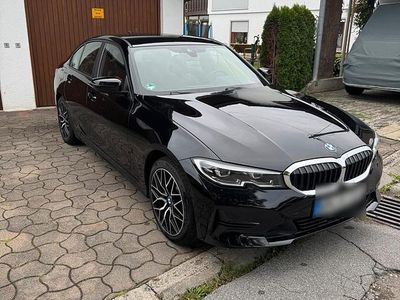 BMW 330e