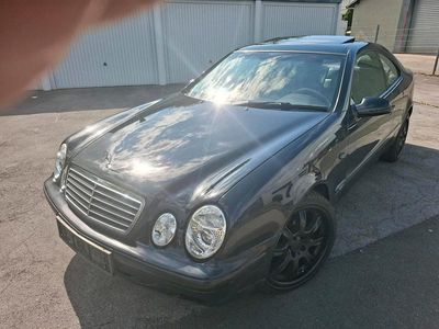 Mercedes CLK320