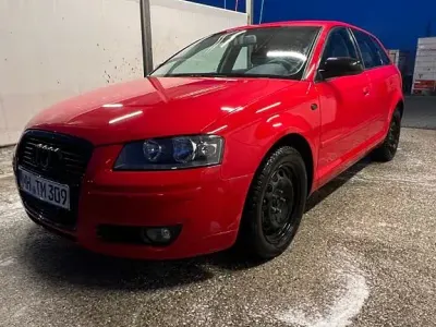 Second-hand Audi A3 Attraction 102 CP (75 kW) 2006 Roșu Hatchback