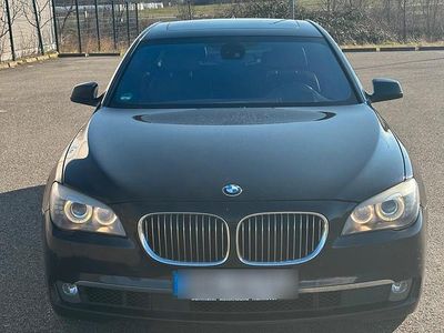 BMW 740
