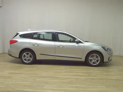 Gebraucht Ford Focus Cool & Connect 120 PS (88 kW) 2020 Silber Limousine