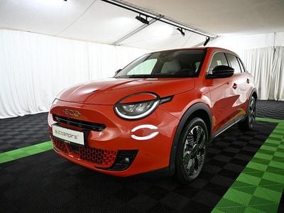 Usata Fiat 600 La Prima 107 CV (78 kW) 2024 Arancione SUV