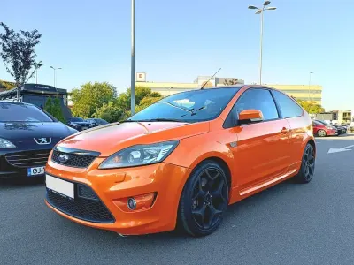 Gebraucht Ford Focus ST 226 PS (166 kW) 2009 Orange Limousine