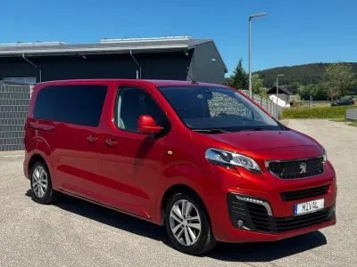 Gebraucht Peugeot Traveller Allure 177 PS (130 kW) 2019 Lackierung rot tourmaline/typ Van / Kleinbus