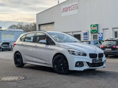 Gebraucht BMW 218 Active Tourer M Sport 150 PS (110 kW) 2017 Alpinweiss 3 Van / Kleinbus