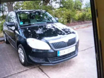 Gebraucht Skoda Fabia Fresh 60 PS (44 kW) 2012 Schwarz Limousine
