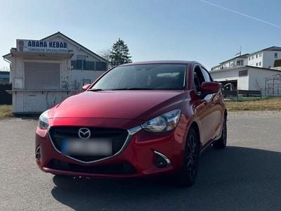 Gebraucht Mazda 2 Exclusive-Line 75 PS (55 kW) 2019 Rot Kleinwagen