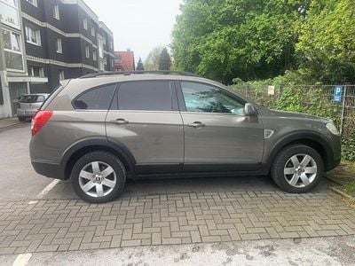 Second-hand Chevrolet Captiva 135 CP (99 kW) 2008 Gri SUV
