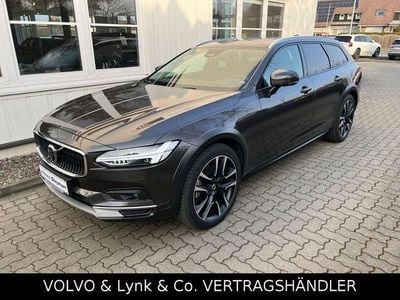 Second-hand Volvo V90 CC Ultimate 250 CP (183 kW) 2023 Gri Break