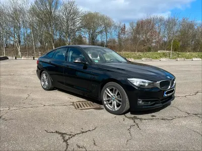 Gebraucht BMW 320 Sport Line 190 PS (139 kW) 2015 Schwarz Limousine