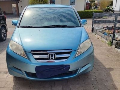 Honda FR-V
