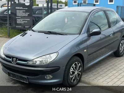 Gebraucht Peugeot 206 Filou 75 PS (55 kW) 2006 Grau Limousine
