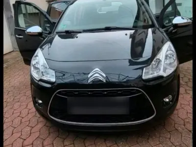 Gebraucht Citroën C3 95 PS (69 kW) 2012 Schwarz Limousine