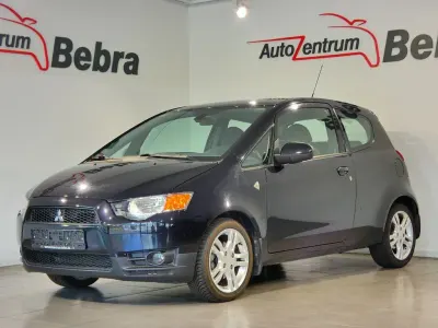 Gebraucht Mitsubishi Colt Intense 95 PS (69 kW) 2009 Black saphire Kleinwagen