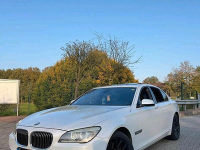 BMW 740