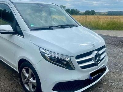 Mercedes V250