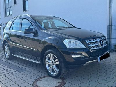 Usata Mercedes ML350 231 CV (169 kW) 2010 Nero SUV