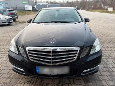 Schwarz Gebraucht 2012 Mercedes E200 Limousine | 7.200 € (Fairer Preis)