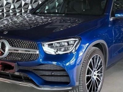 Gebraucht Mercedes GLC300 AMG line 258 PS (189 kW) 2019 Blau SUV