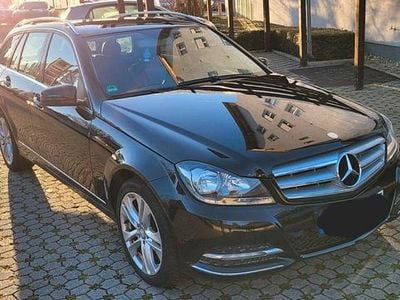 Schwarz Gebraucht 2012 Mercedes C180 Avantgarde Kombi | 12.099 € (Fairer Preis)