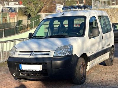 Weiß Gebraucht 2009 Citroën Berlingo Van / Kleinbus | 1.150 € (Superpreis)