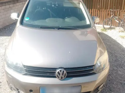 Gebraucht VW Golf VI 105 PS (77 kW) 2010 Braun Limousine