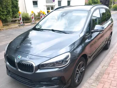 Gebraucht BMW 218 Gran Tourer 145 PS (106 kW) 2021 Grau Van / Kleinbus