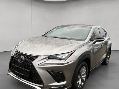Gebraucht Lexus NX300h E-FOUR F-Sport 197 PS (144 kW) 2018 Grau SUV