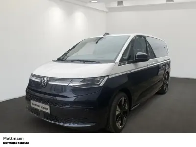 Usata VW T7 Style 150 CV (110 kW) 2025 Blu Furgone